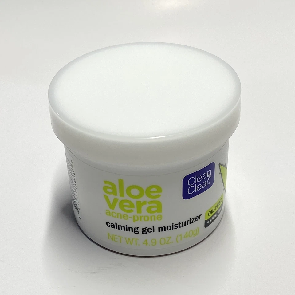 Gel calmante hidratante facial para acné Clean & Clear de aloe vera 4,9 oz Foto 4 de 4