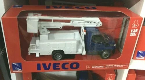 New-Ray Modellautos, - LKWs & -Busse