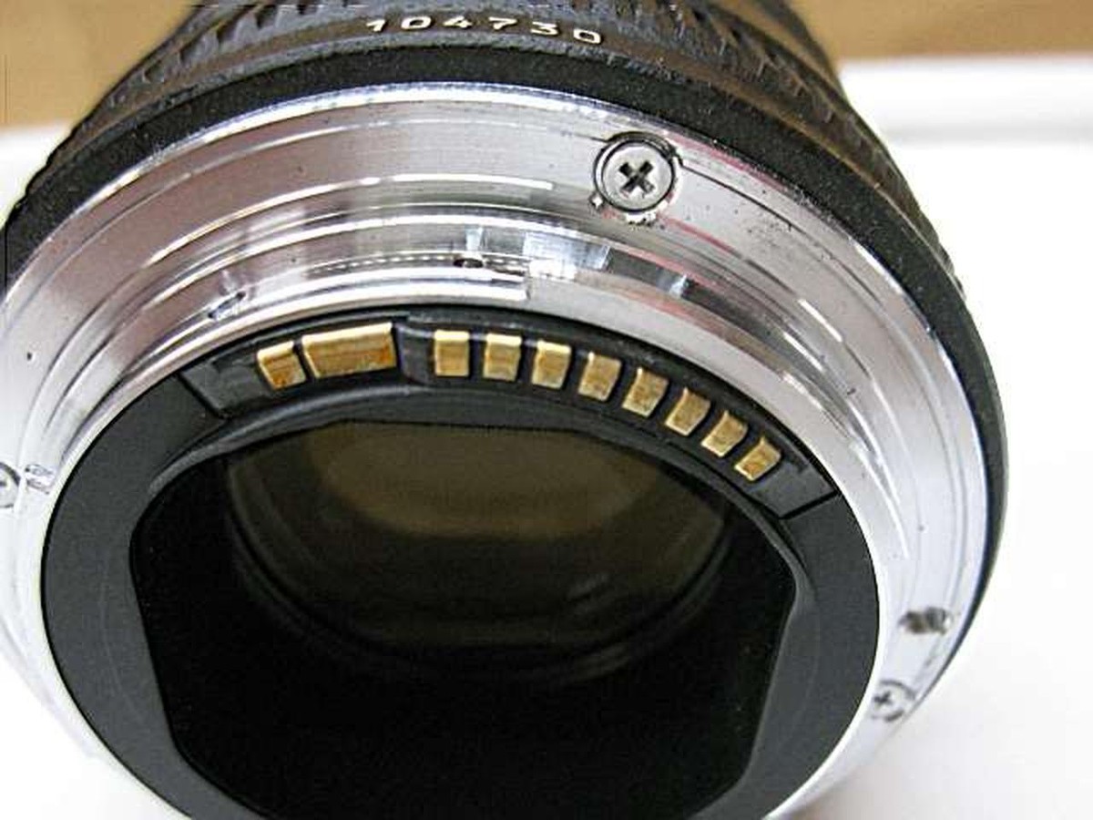 Canon Ef135Mm F2L Usm Standard Medium Telephoto Single Focus Canon Ef135Mm F2L Usm Standard Medium Telephoto Single Focus