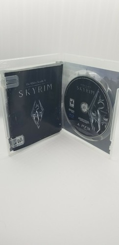 The Elder Scrolls V : Skyrim PS3 Black Label (Playstation 3, 2013) Complete - Picture 2 of 3