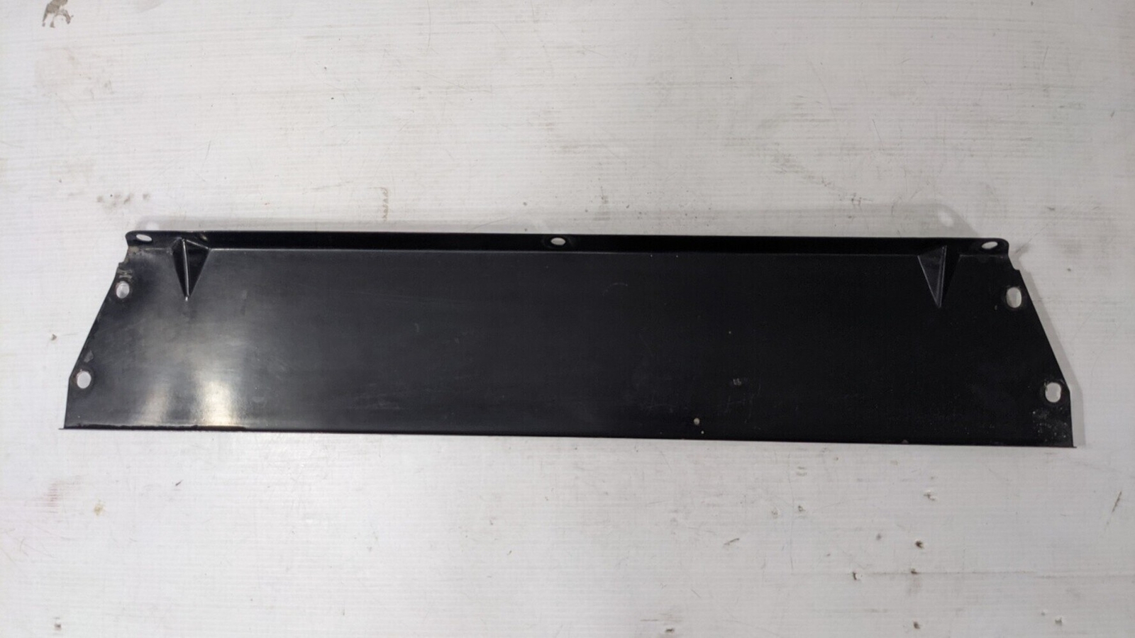Rolls Royce Silver SPUR upper buffer filler for radiator UB39631
