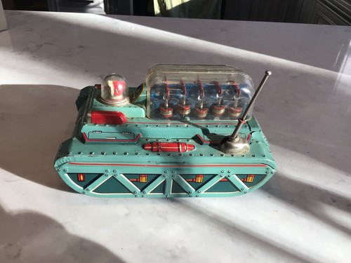 VINTAGE YONEZAWA “Y” BATTERY OPERATED MIGHTY SPACE EXPLORER N-58 SPACE TANK
