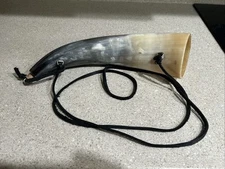 Black Powder Horn - Natural Horn