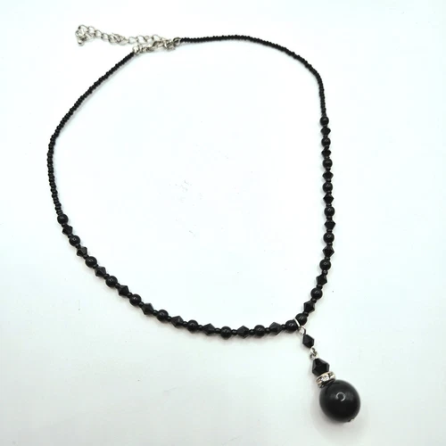 VETEMENTS Collana di Perline Nere Classiche Eleganti con Pendente a Goccia Lunghezza Regolabile