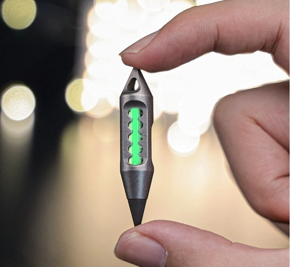 Schlüsselanhänger/Anhänger Titanlegierung TC4 Leuchtstift EDC Multifunktionswerkzeug. - Bild 1 von 4