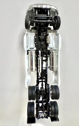 Tonkin 1:53 Cardinal Logistics Peterbilt 579 Tractor Trailer Die-cast Semi Truck - Picture 21 of 24