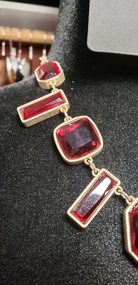 Chico's искусственного рубина и матового золота ошейник ожерелье и серьги комплект: красный и золотой - Изображение 4 из 4