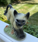 Vintage Playful Siamese Cat Pouncing Figurine Black Eyes 3.25" Midcentury Modern