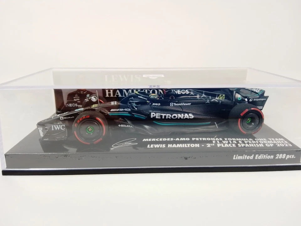 Minichamps Mercedes F1 W14 #44 Lewis Hamilton 2nd Spanish GP 2023 1/43 417230844 - Immagine 2 di 3