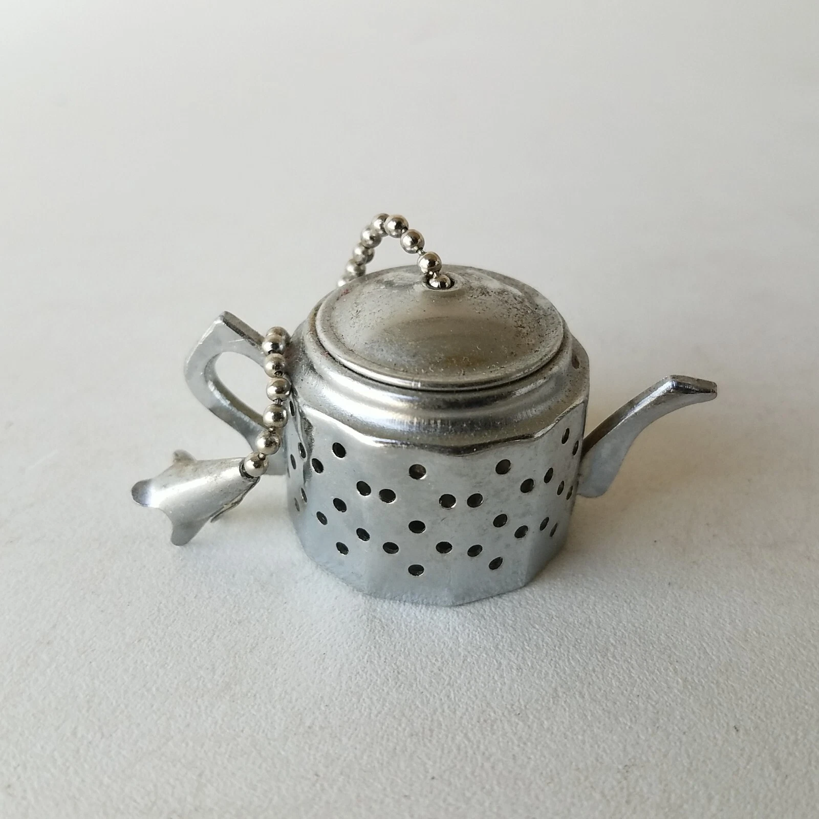 Tea infuser Ball Figural Kettle With Chain Kitchen Tool