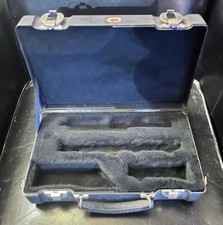 Used SKB 320 Hard Clarinet Case Plush Interior