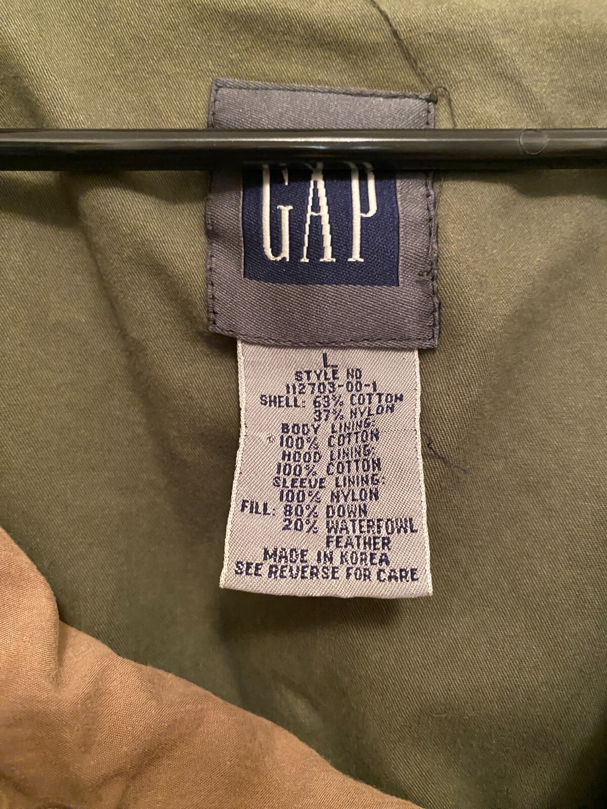 Gap Hooded puffer jacket with patch pockets, made… - image 4