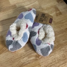 Northeast Outfitters Youth Cozy Cabin Crew Socks Slippers Hearts White