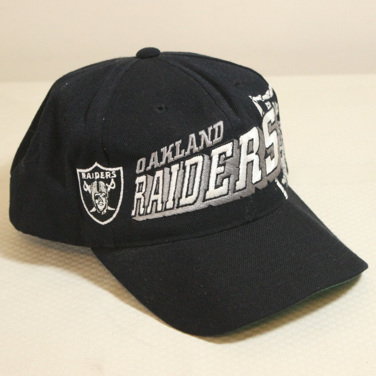 VTG Oakland Raiders Sports Specialities Black Hat Grid Link