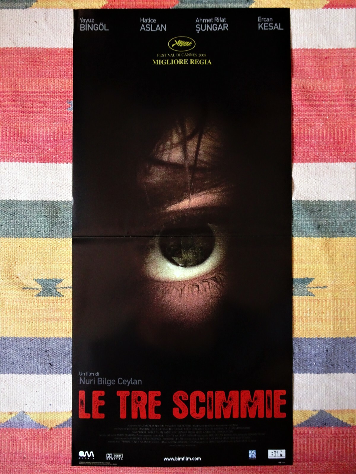 Locandina originale film Le tre scimmie (2008) - Regia di Nuri Bilge Ceylan