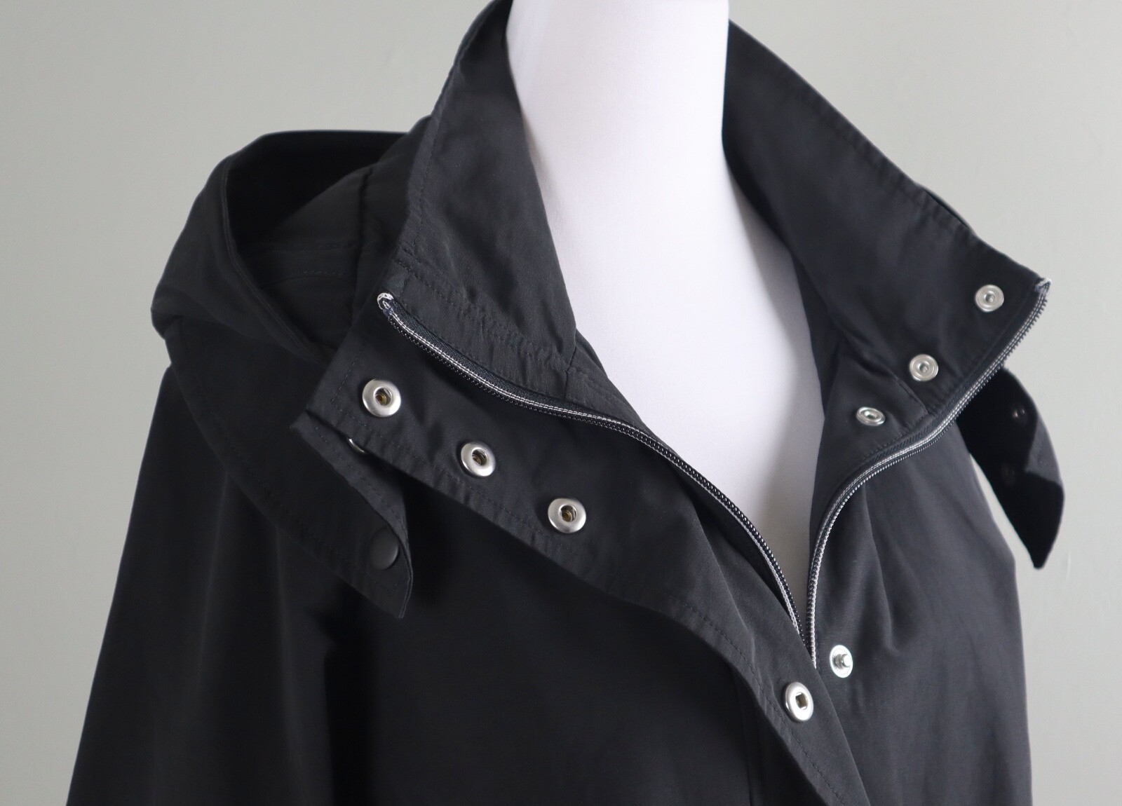 J.CREW $138 Perfect Solid Black Ligthweight Hoode… - image 4