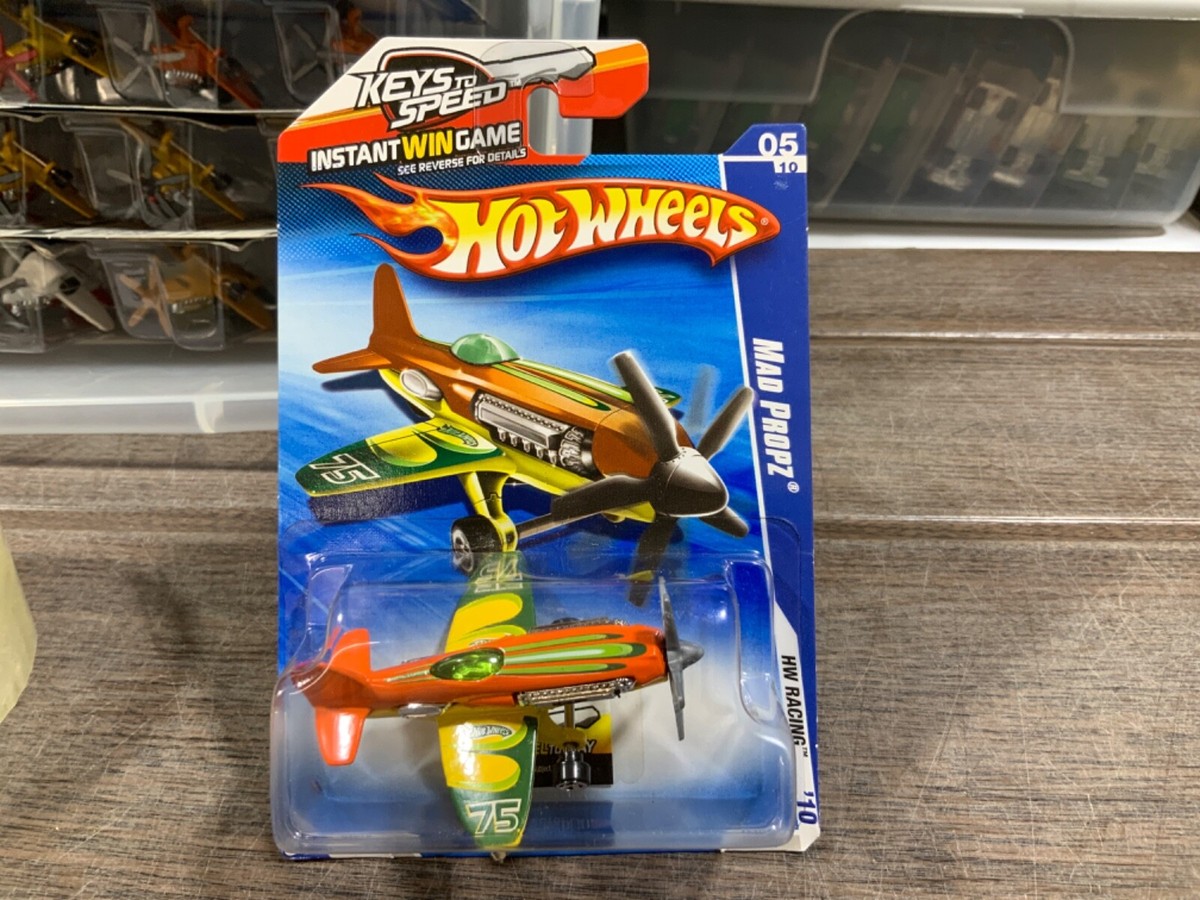 hotwheels ホットウィール　MAD PROPZ 10台セット Amazon.com: Hot Wheels Mad Propz, [Black] 153/240 2010 Racing 5/10