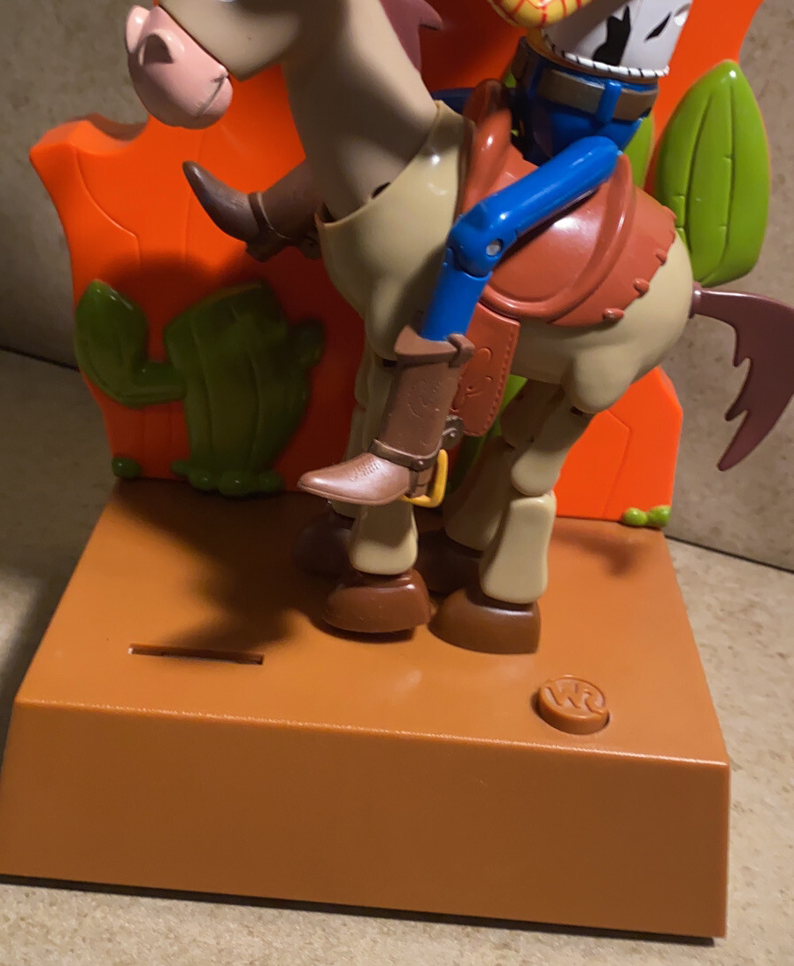 Thinkway Toys Disney's Pixar Toy Story 2 Woody & Bullseye Talkin