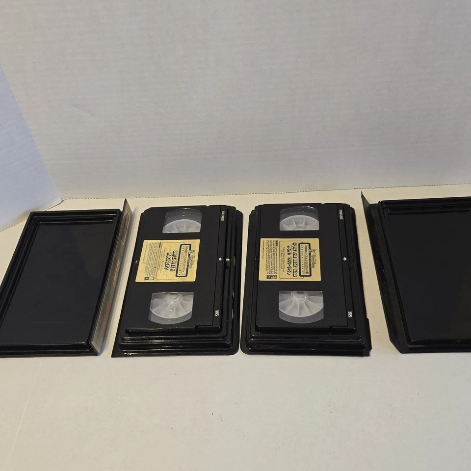 2 Disney Limited Gold Edition II VHS 1985, Dumbo Mickey Mouse - Broken Spines - Image 3 of 4