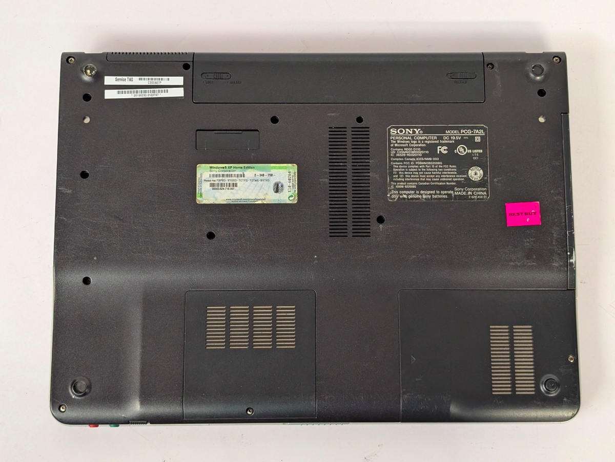 Sony Vaio VGN-FS680/W Windows XP laptop; tested, wiped; *read the