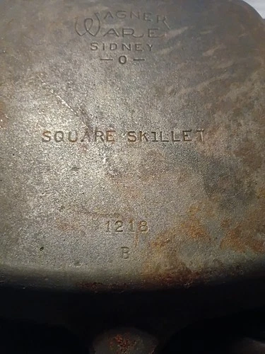 Wagner Ware Sidney 0 Square Cast Iron Skillet #1218 B Vintage Frying Pan 9-1/2"