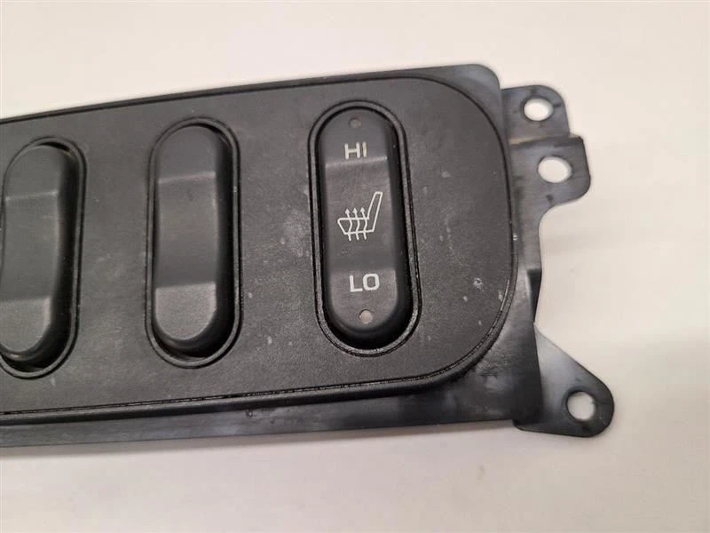 Dodge Ram 1500 2003-2005 4x4 interruptor de asiento térmico Foto 3 de 4