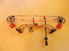 PSE Premonition HD RH 36-50lb 24-30 draw 80%LO Stilitto bow