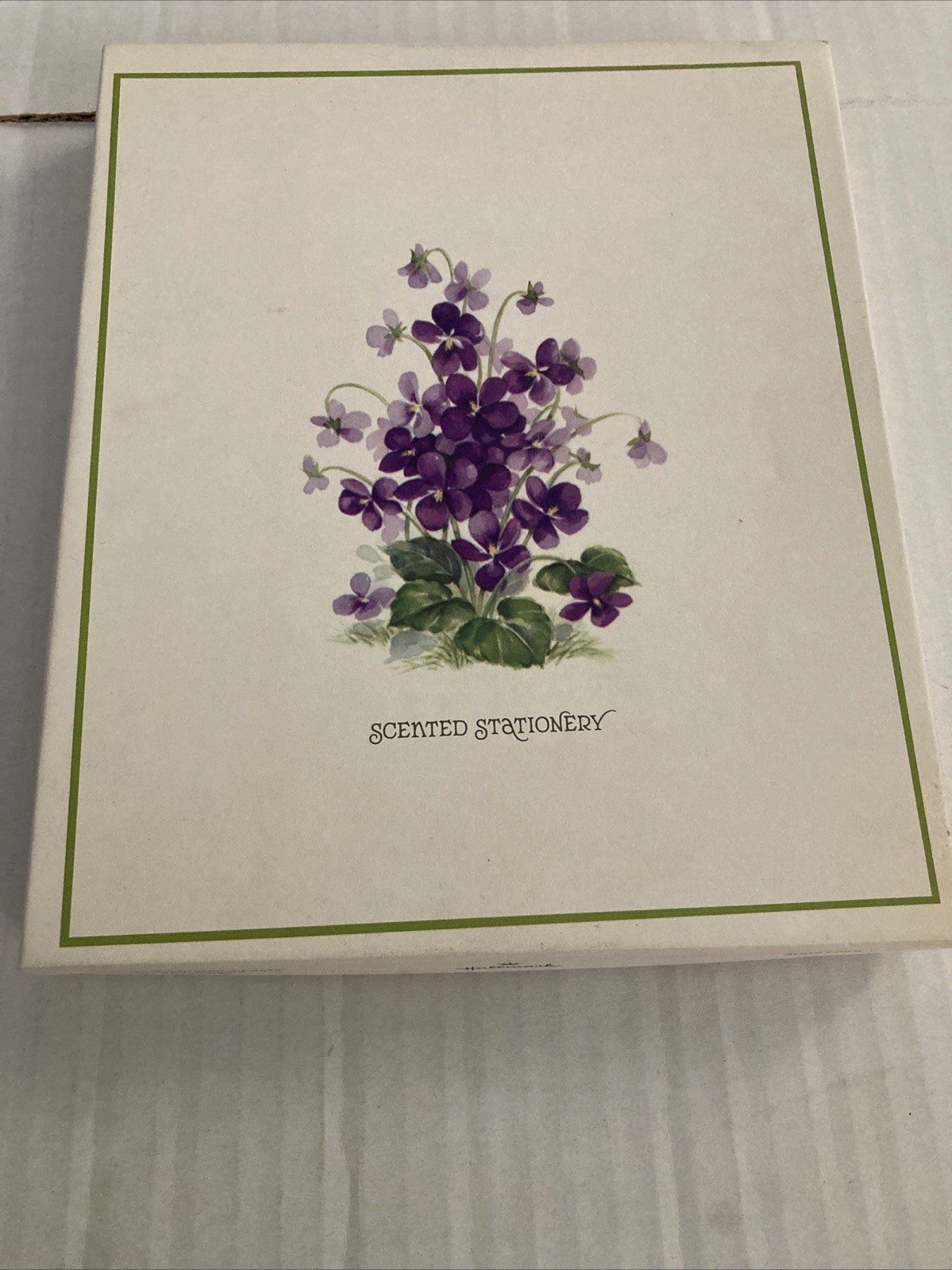 Hallmark Vintage Scented Stationary