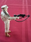 Star Wars Vintage-Style Hoth Rebel Soldier Action Figure w/ Blaster Rifle — photo 3