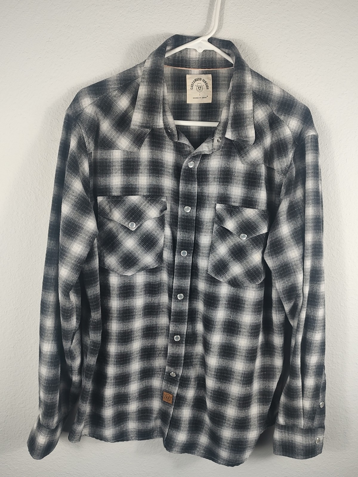 Dubinik Customized Version Flannel Button Up Shir… - image 1