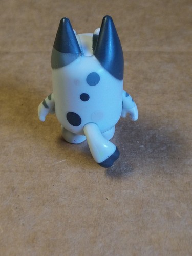 Bluey Cousin MUFFIN 2" Poseable Dog Figure - Afbeelding 3 van 3