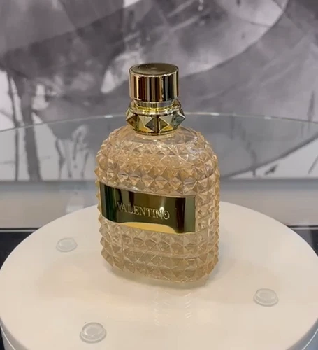 Valentino Uomo Born In Roma The Gold 3.4oz Eau De Toilette Men Sealed US Seller - Video 1 of 1
