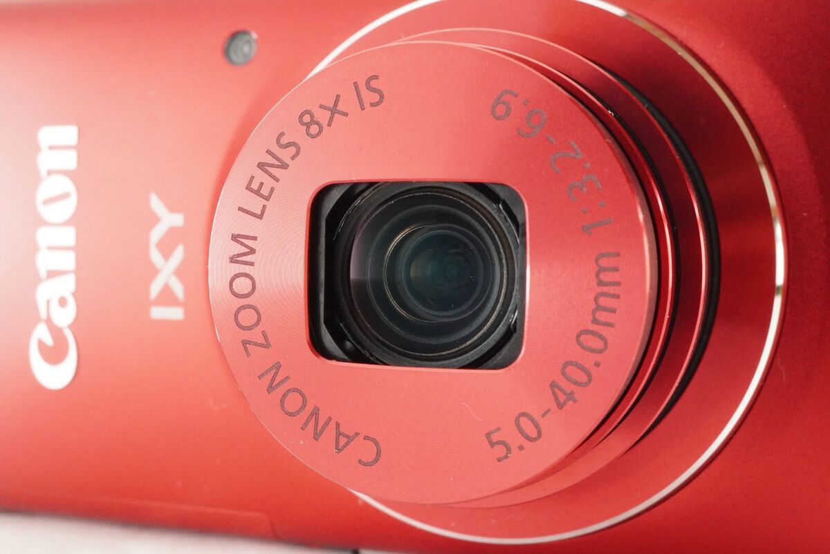 Canon IXY 110F Red With 4GB SDHC Card Compact Digital Camera Canon IXY 110F Red With 4GB SDHC Card Compact Digital Camera