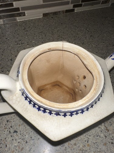 Vintage, Sadler England, Blue Willow, Hexagonal Teapot 7” by 9.5” (see pics)(C36 - Picture 11 of 14