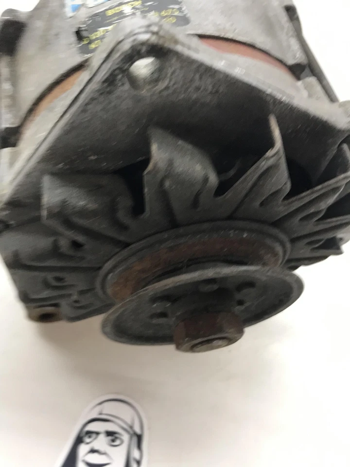 Lichtmaschine Generator Bosch 35A 0120400600 für Mercedes Oldtimer etc.  - Image 2 of 4