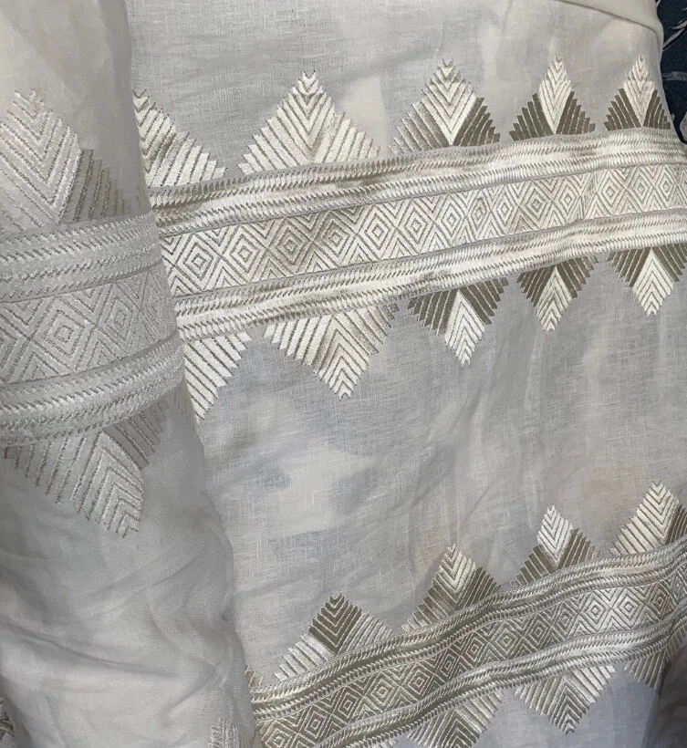 Colmillo a rayas Simla de Beacon Hill Fabric Foto 3 de 4