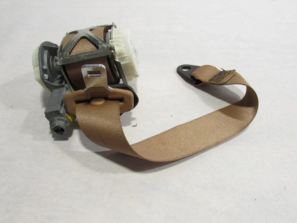 15-19 Ferrari 488 Spider 2017 retractor cinturón de seguridad pasajero delantero derecho;:Y Foto 2 de 4