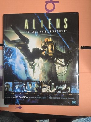 Complete Illustrated Screenplay (''Aliens'') - Cameron, James Hardcover Vgc