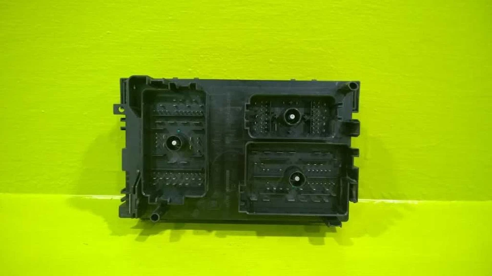 12 BUICK VERANO 2.4L ПРЕДОХРАНИТЕЛЬ РЕЛЕ КОРОБКА OEM 2944-28 - Изображение 3 из 3