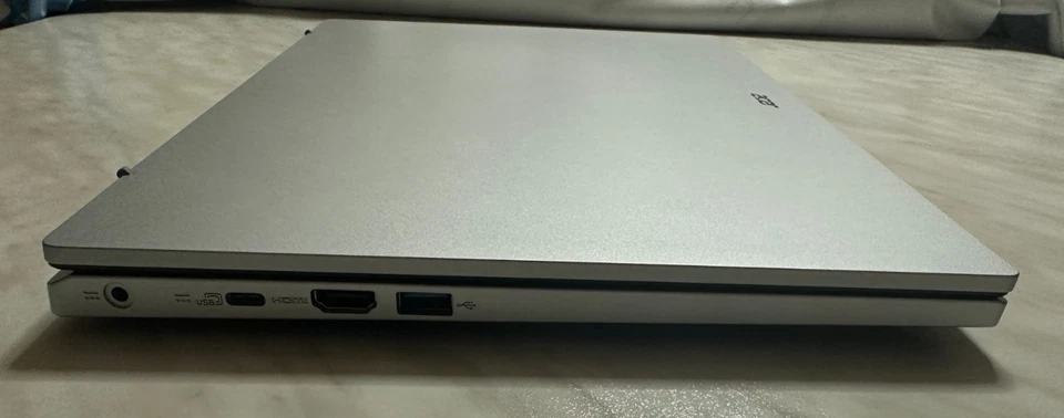 Acer Aspire A315-510P - 2023 (Intel Core i3-N305 - 3,80 GHz, Intel UHD Graphics) - Immagine 4 di 4