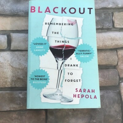 Blackout: Remembering the Things I Drank to Forget Paperback 