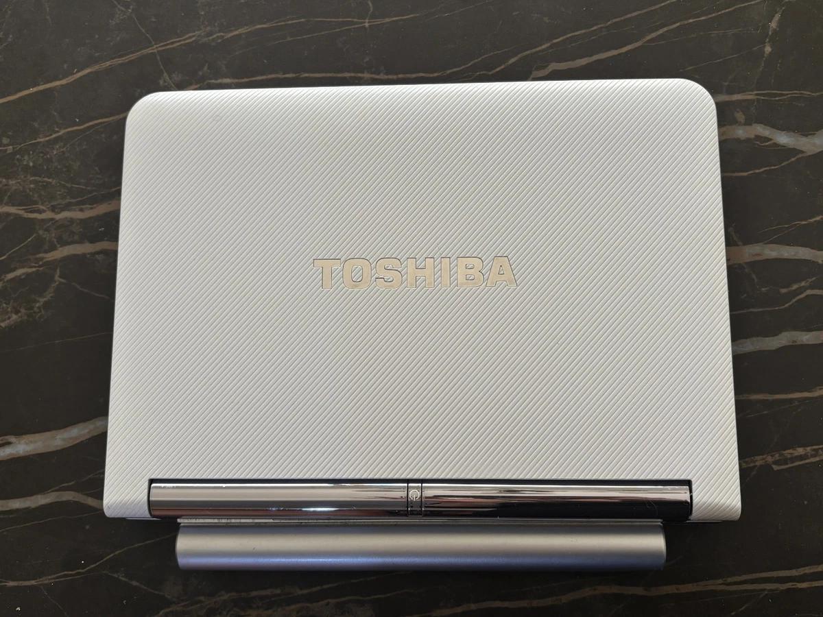 Toshiba White PC Laptops & Netbooks for sale | eBay
