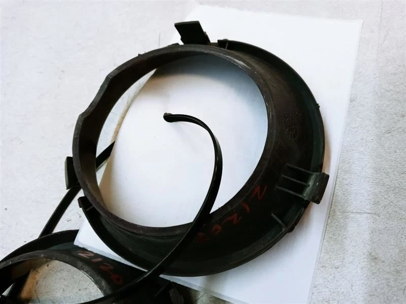 BMW X5 E53 2001 juego de molduras antiniebla envolvente (2) L&R granate fabricante de equipos originales usado 8403073 8403 Foto 2 de 4