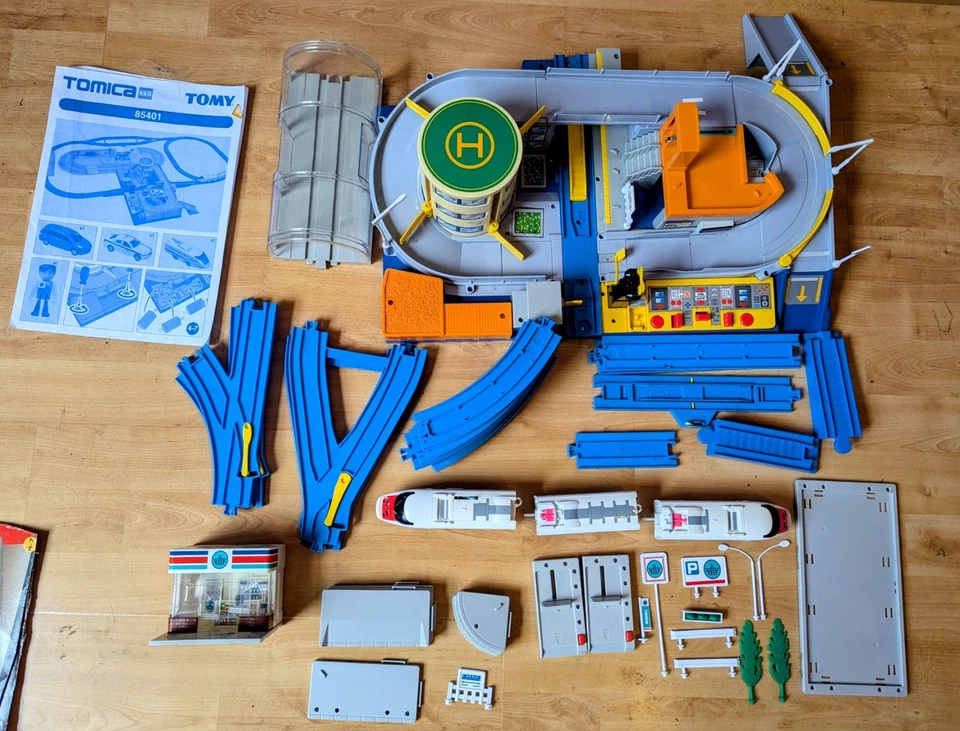 Tomy Tomica Large Hyper City Collection, Job Lot Bundle  - Image 2 of 4