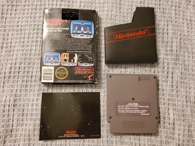 NES VIDEO GAME Hogan's Alley Nintendo 1985 in Box TESTED 