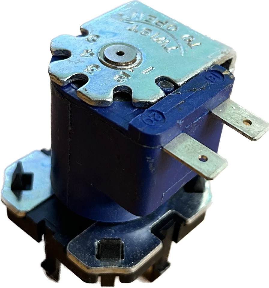 Deltrol Controls DSVP12N-2LSX-120A 120VAC 60HZ 12W - Image 2 of 3