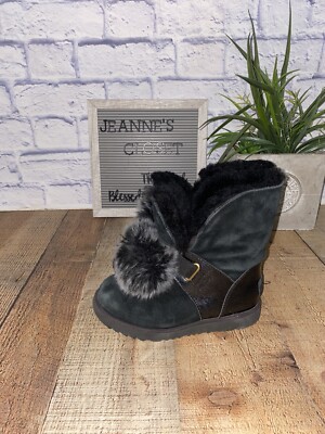 Youth UGG Australia ISLEY Patent Leather Pom Pull-On Suede Waterproof Boots 