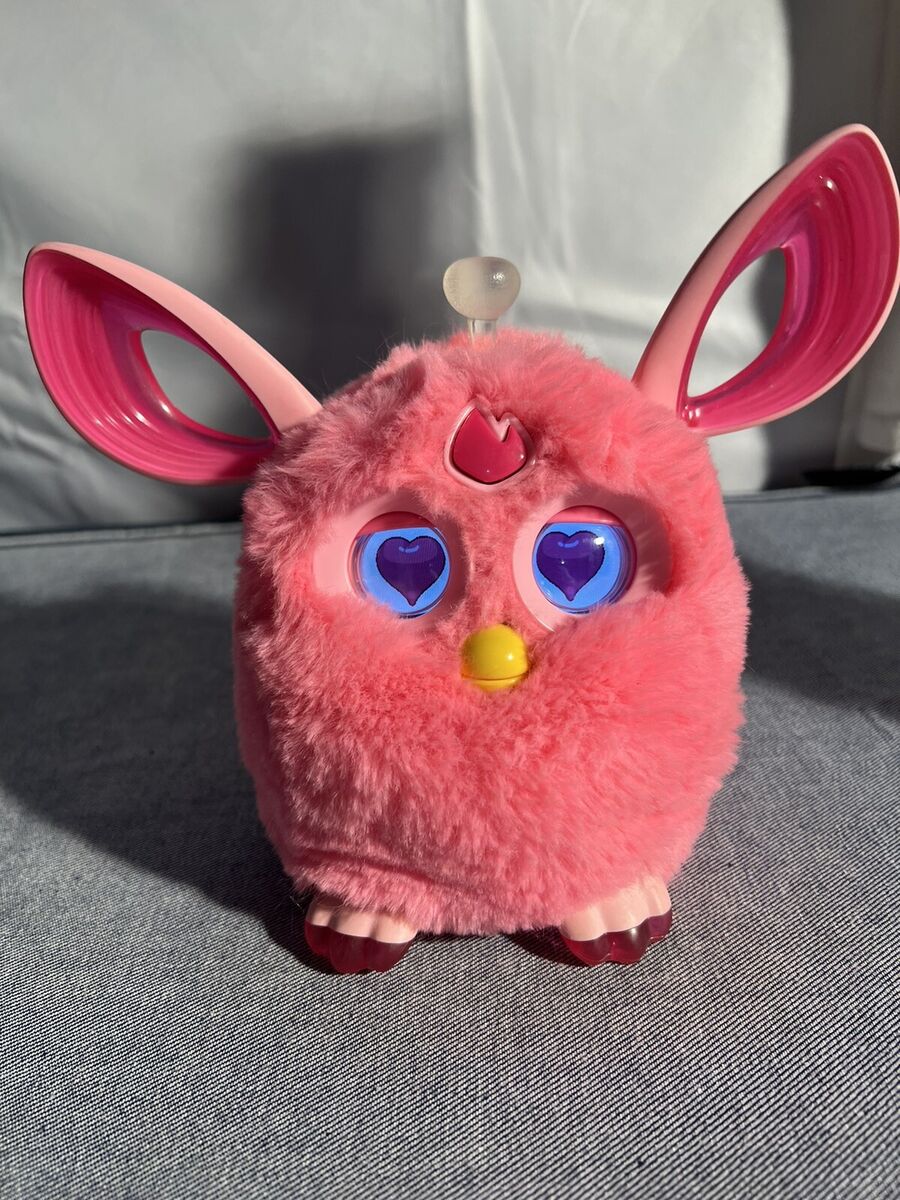 Hasbro Furby Connect 2016 Pink Bluetooth Interactive Toy Hasbro Furby Connect 2016 Pink Bluetooth Interactive Toy