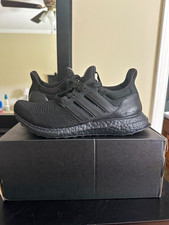Imagen de adidas UltraBoost 1.0 DNA Triple Black Primeknit Cushioned HQ4199