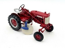 Cubo Farmall 1/16 con arado de disco